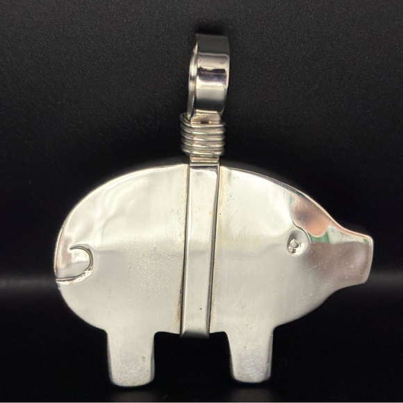 Jewelry - Sterling Silver Pig Pendant.